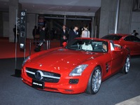 【東京モーターショー11】メルセデスベンツ SLS AMG ロードスター 詳細画像 画像