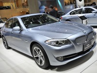 【東京モーターショー11】BMW アクティブハイブリッド5 詳細画像 画像