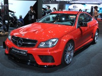 【東京モーターショー11】メルセデスベンツ C63AMGブラックシリーズ 詳細画像 画像