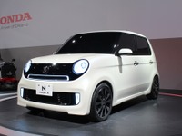 【東京モーターショー11】ホンダ N CONCEPT-4…N360 の先進感を意識 画像