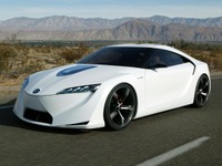 トヨタ スープラ 後継車、400ps超のHVで日産 GT-R に対抗か 画像