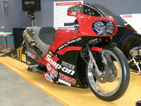 【東京モーターサイクルショー04】写真蔵…スズキカスタム編 画像