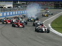 【F1サンマリノGP】決勝…シューマッハ開幕4連勝、バトンは自己最高位 画像