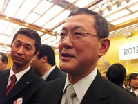 スバル富士重吉永社長「アメリカでの販売は本当に楽しみにしている」 画像