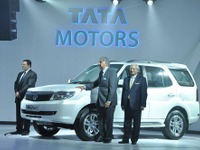 【デリーモーターショー12】タタのSUV、サファリ…新世代へ進化 画像