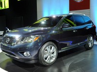 【新聞ウォッチ】日産、北米でも“エンジン”全開、元気アピール 画像