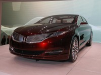 【デトロイトモーターショー12】リンカーン MKZ 次期型…新デザイン言語を導入 画像