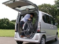 【ホンダ N BOX 登場】開発者、自転車搭載こだわった 画像