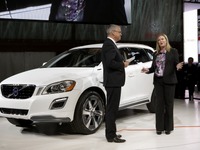 【デトロイトモーターショー12】ボルボ XC60 にPHVコンセプト…「他社には真似できない」 画像