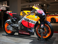【東京オートサロン12】ホンダ、MotoGP優勝車と電動二輪を展示 画像