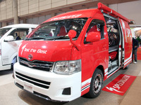 【東京オートサロン12】ハイエース の自転車用トランポ　NEEDSBOX 画像