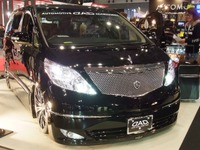 【東京オートサロン12】アルファード ZXエディション…“ワル”な部分を引き出した 画像