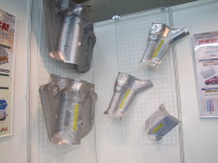 【オートモーティブワールド12】アルミ板も工夫次第で剛性は高まる…深井製作所 画像