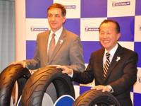 ミシュラン、サーキット競技二輪車用オンロードラジアルタイヤを発売 画像