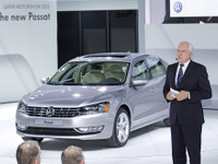 【カタールモーターショー12】VWパサート新型、中東デビュー…北米仕様がベース 画像
