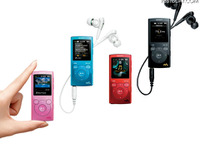 ［ウォークマン］電車などで音量を上げ過ぎずに聴ける…ウォークマンE 画像