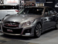 【東京オートサロン12】IMPUL仕様の日産 フーガ …迫力の表情 画像