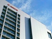 【新聞ウォッチ】キヤノンの御手洗会長、76歳で社長復帰の“怪” 画像