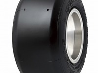 ダンロップ、レンタルカート用タイヤの新製品を発売 画像