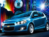 シボレー ソニック 限定車…JBLスピーカーシステムなどを装備 画像