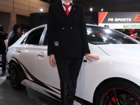 【東京オートサロン12】コンパニオン…トヨタ その2 画像