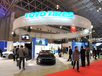 【東京オートサロン12】東洋ゴム TOYO TIRES 詳細画像 画像