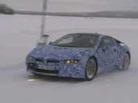 BMWのPHVスポーツ、i8…雪上テストをキャッチ［動画］ 画像