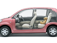【トヨタ・パッソ/ダイハツ・ブーン発表】軽自動車由来の効率パッケージ 画像