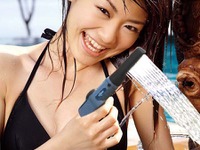 上海問屋、シガーソケットで使えるポータブルシャワーを販売開始  画像