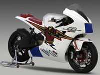 無限、EVバイクでマン島TTレースに参戦 画像