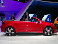 【ジュネーブモーターショー12】VW ゴルフ、GTIの拡大戦略…今度はカブリオレ 画像