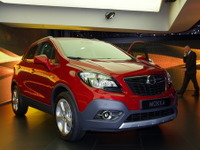 【ジュネーブモーターショー12】オペルの小型クロスオーバー、モッカ…ビュイックと「相互乗り入れ」 画像