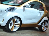 EV/HVのプラスチック市場、2016年に5.8倍…富士経済調査 画像