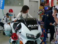 家族で交通安全、自転車シミュレーターなど体験型イベント　4月14-15日 画像