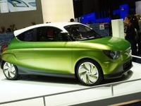 【ジュネーブモーターショー12】スズキ レジーナ 改め、G70…車名に込められた意味 画像