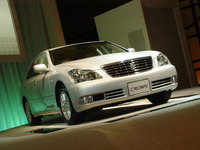 【神尾寿のアンプラグドWeek 特別編】両雄NTTドコモ『F900iT』とau『A5504T』ドライブインプレ 画像