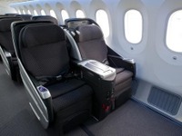 JAL、ボーイング787-8機材を受領…世界初スカイマンガ 画像