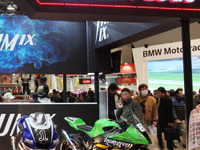【東京モーターサイクルショー12】NGK、MotoGP などレーサー4台を展示 画像