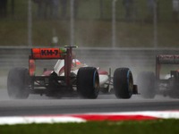 カーティケヤンにベッテルとの接触でペナルティ…F1マレーシアGP 画像