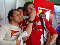 アロンソはチームメイトを擁護？ 画像