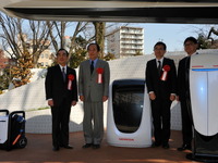 ホンダ、埼玉県の知事公用車に水素燃料電池車両を提供 画像