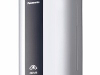 いたずら防止のカバーと鍵を備えたEVコンセント パナソニックが発売 画像