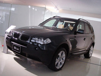【BMW・X3日本発表】ルームミラー組込みタイプのETC車載機 画像