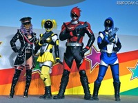 ［痛車］公認作品スタッフが作った非公認戦隊 画像