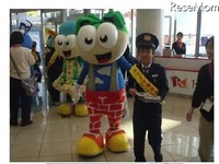 ［キッザニア］子ども警察官が活躍　4月13日 画像