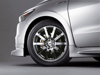ホンダ ストリーム 改良新型…無限パーツ設定 画像