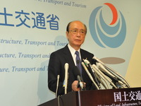 前田国交相、田中防衛相 2閣僚に問責 画像