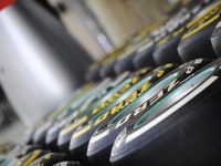 ハミルトンはタイヤを不安視 画像