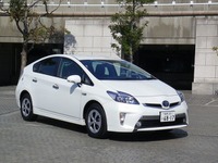 【トヨタ プリウスPHV 試乗】ハイブリッド車の次にくるクルマ…松下宏 画像