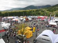 【SUPER GT 第2戦】富士スピードウェイに8万3000人が来場 画像